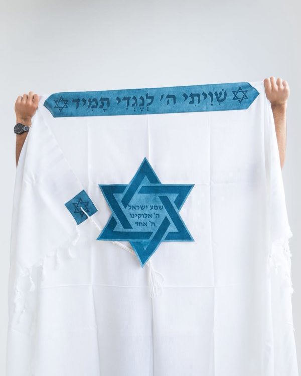 ⁦טלית ''Premium'' | דגם ''שויתי'' עם עטרה + פינות וגב תואם⁩ – תמונה ⁦2⁩